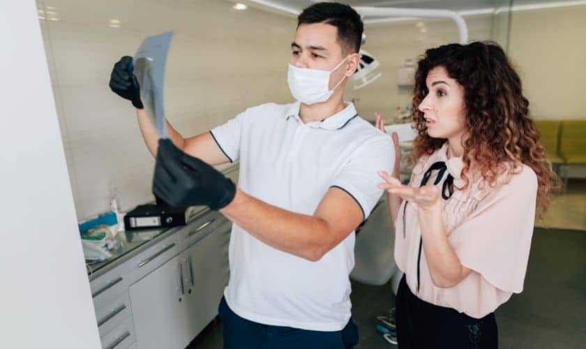 Key Considerations When Choosing A Cosmetic Dentist