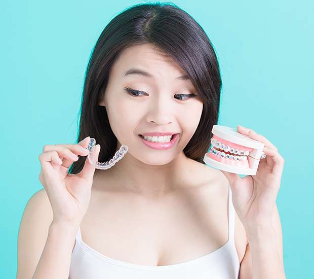 Greenacres Invisalign vs Traditional Braces