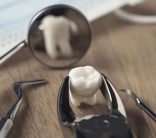 Greenacres When Is a Tooth Extraction Necessary